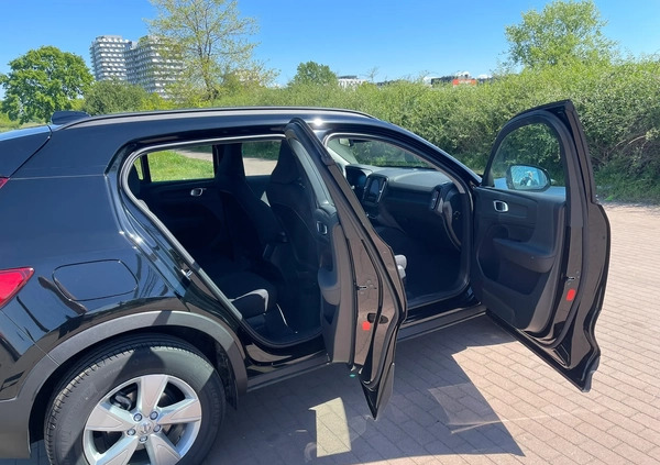 Volkswagen Tiguan cena 47200 przebieg: 51543, rok produkcji 2021 z Żywiec małe 79